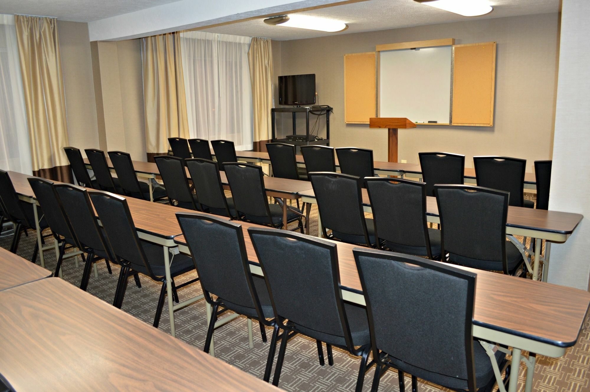 Wyndham Garden Hotel Cross Lanes Charleston Ngoại thất bức ảnh